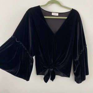 Like NEW Lavender Field Black Velvet V Neck Bell Sleeve Tie Blouse